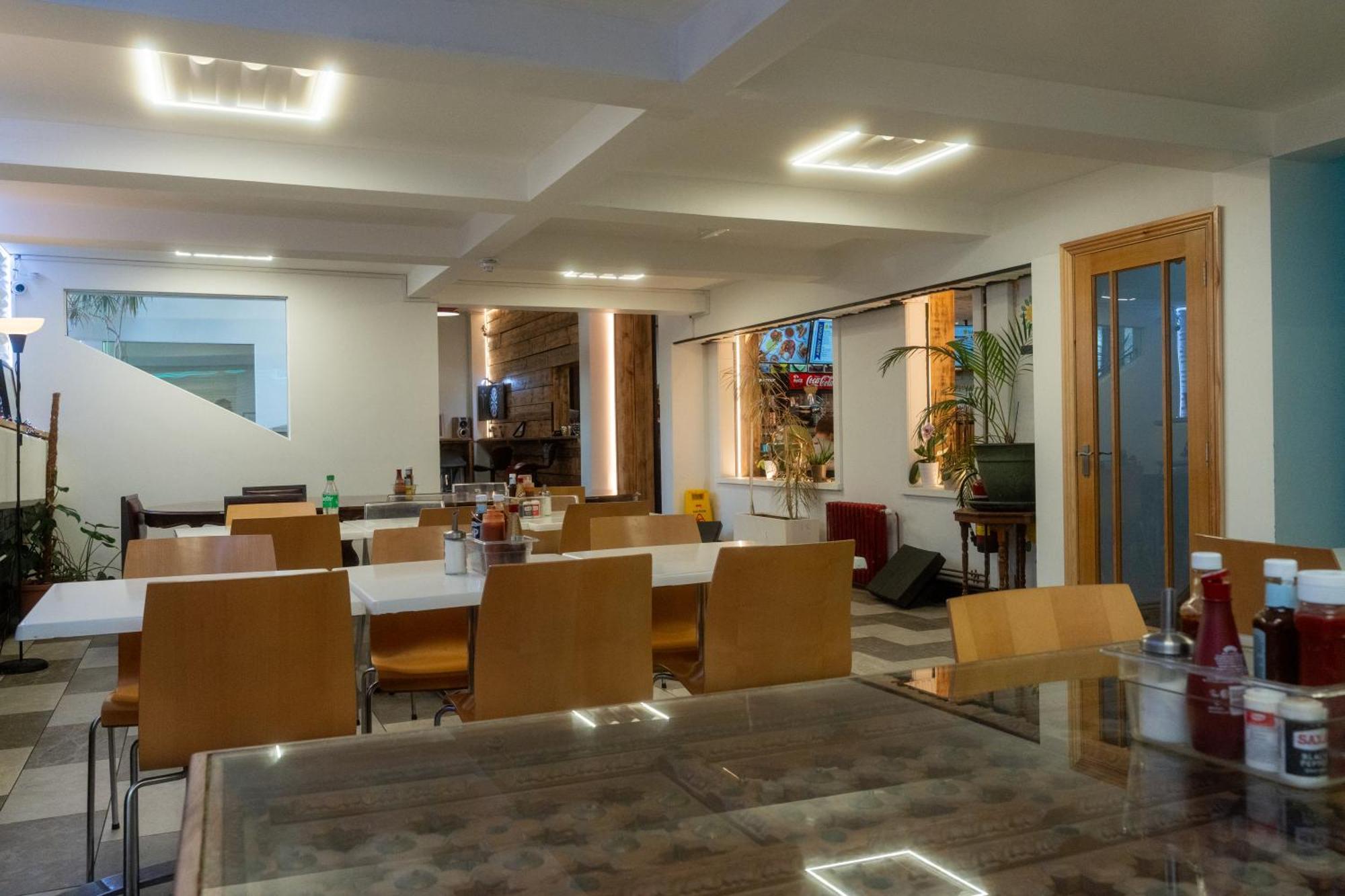 Abbey Point Hotel Wembley 外观 照片